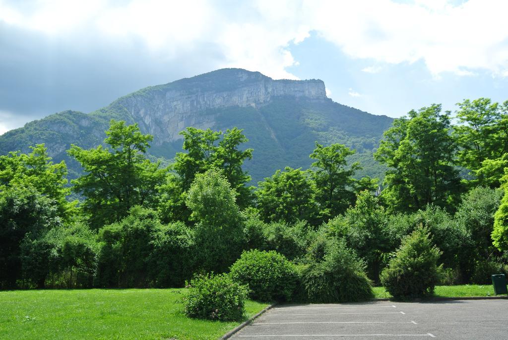 Ibis Budget Grenoble Voreppe Εξωτερικό φωτογραφία